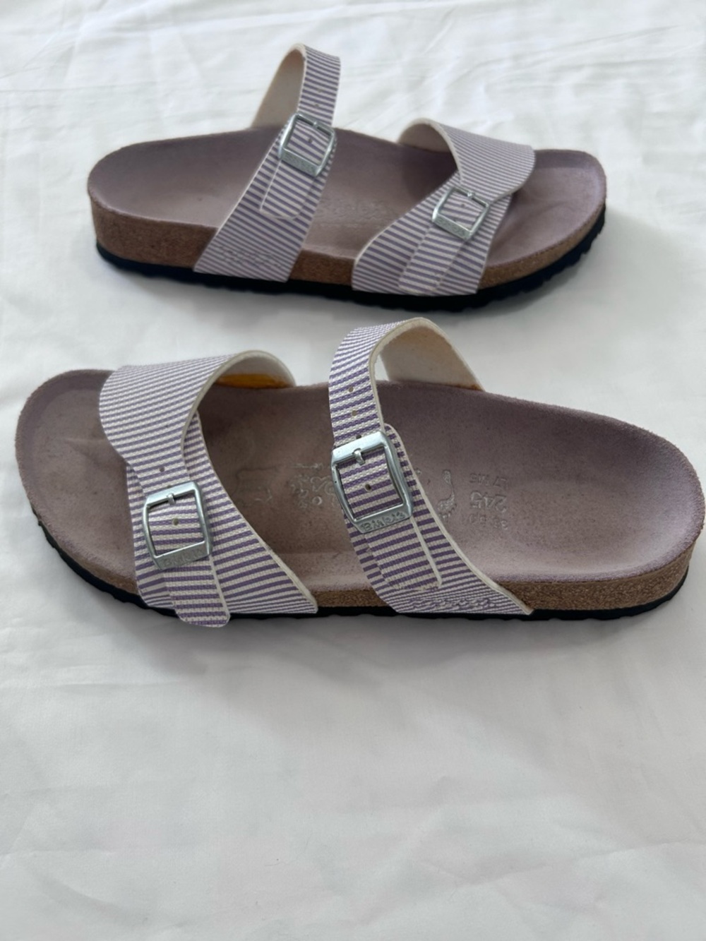 Birki's Lavender Aziza sandals by Birkenstock. 38 - Picture 3 of 16